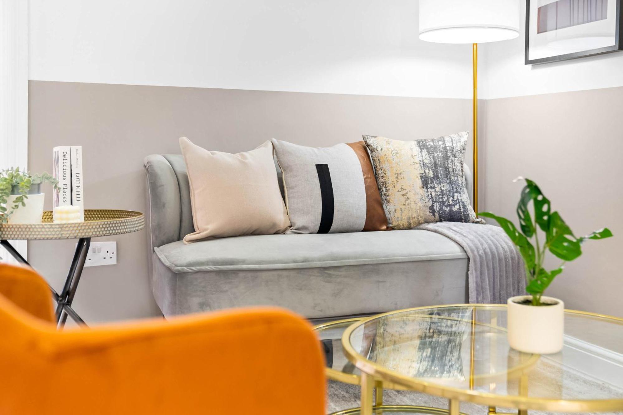 Luxury Apartment - Wifi - Smart Tv - Near City Centre - 2Mr 버밍엄 객실 사진